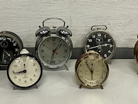 1 lot: 7 x oude leuke wekkers - afbeelding 1 van  1