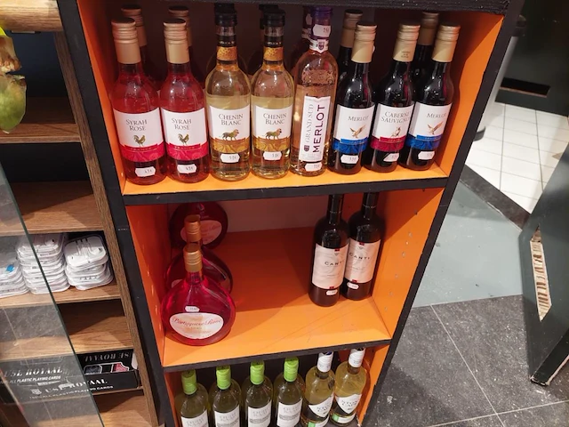 1 lot alcoholische dranken + rookwaren - afbeelding 13 van  16