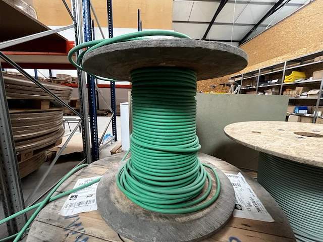 1 lot bobijnen elektrische kabel - afbeelding 2 van  3
