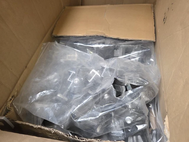1 lot div bevestigingsmaterialen - afbeelding 5 van  20