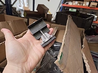 1 lot div bevestigingsmaterialen - afbeelding 6 van  20