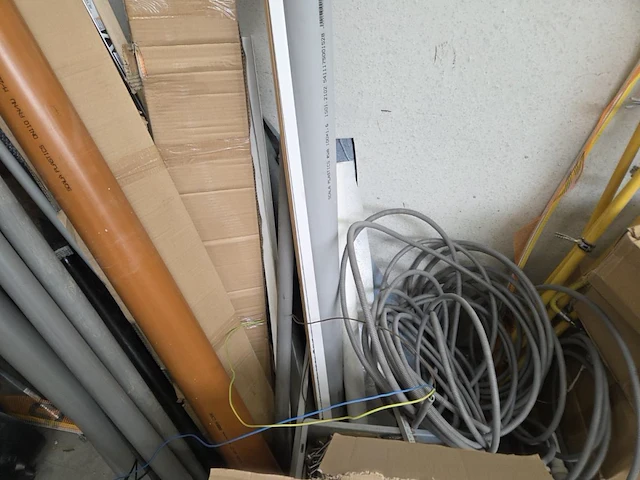 1 lot div buizen, ventilatieschachten en flexibels - afbeelding 6 van  17