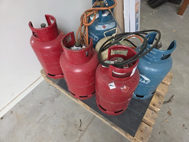 1 lot div gasflessen en roofingbranders - afbeelding 2 van  3