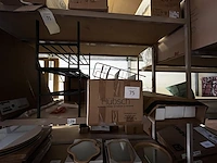 1 lot div rekken en wandschappen - afbeelding 1 van  4