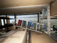 1 lot div rekken en wandschappen - afbeelding 2 van  4