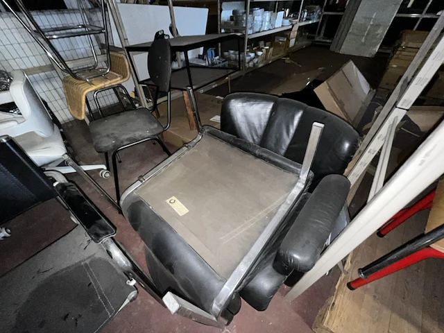 1 lot div stoelen + krukken - afbeelding 5 van  8