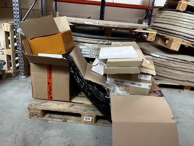 1 lot diversen wo lades, verlichting ea - afbeelding 5 van  12