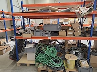 1 lot elektrische onderdelen en kabels - afbeelding 1 van  13