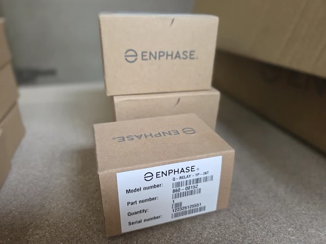 1 lot enphasr split row + relays - afbeelding 10 van  12