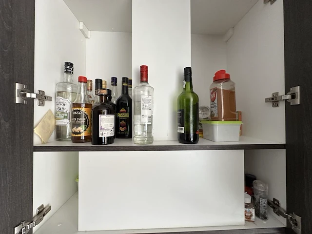 1 lot : inboedel appartement - afbeelding 10 van  35
