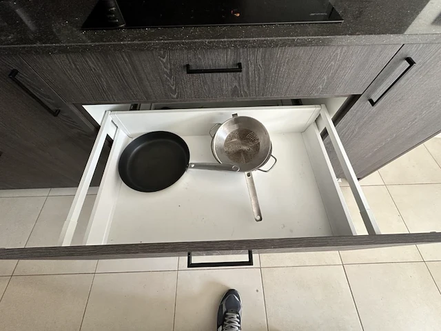 1 lot : inboedel appartement - afbeelding 13 van  35