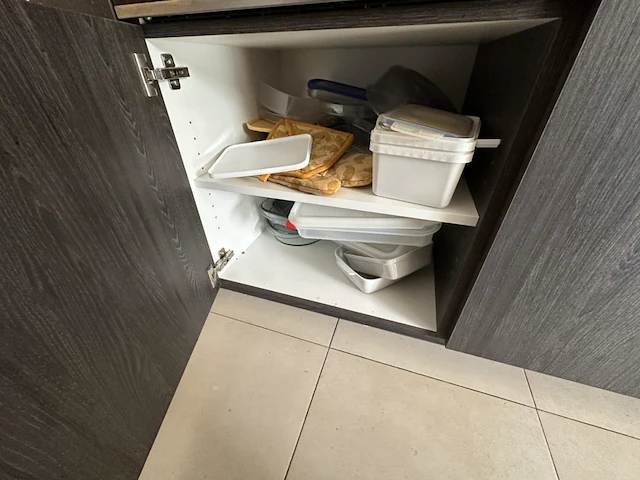 1 lot : inboedel appartement - afbeelding 15 van  35