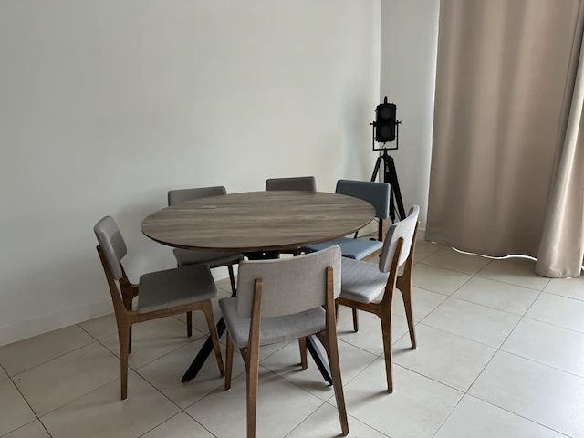 1 lot : inboedel appartement - afbeelding 1 van  35