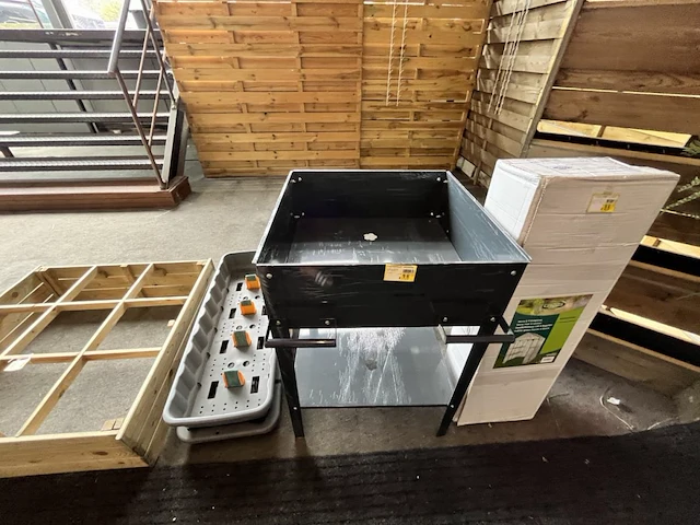 1 lot moestuinmaterialen - afbeelding 10 van  20