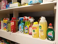 1 lot schoonmaakmiddelen + verzorgingsproducten - afbeelding 4 van  8