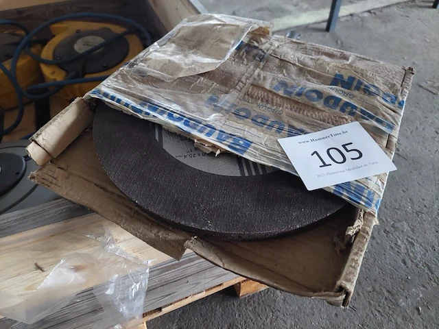1 lot slijpschijven bosch - afbeelding 1 van  2