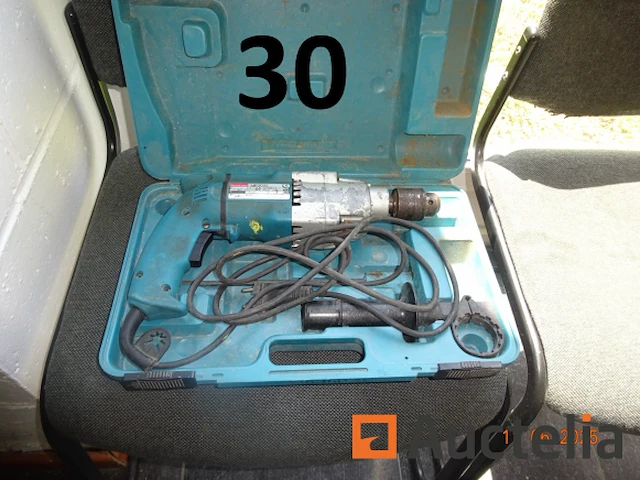 1 makita boormachine, 1 heteluchtpistool, 1 makita draadloze koffiemachine - afbeelding 1 van  6