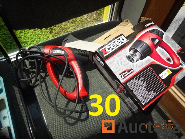 1 makita boormachine, 1 heteluchtpistool, 1 makita draadloze koffiemachine - afbeelding 3 van  6
