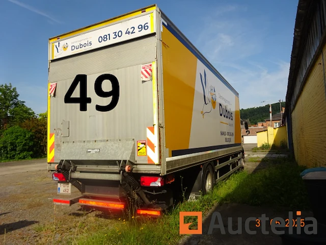 1 man vrachtwagen immat. 1gyg462, 1e inschrijving 02/06/2016, chassis 343950, 2 kentekenboekjes (thuis en voertuig), 1 identificatierapport. waarschuwing, voertuig niet getest vanwege batterijstoring, startte niet tijdens de expertise. een bezoek aan dit voertuig is aan te bevelen. - afbeelding 5 van  31