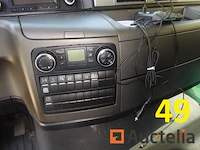 1 man vrachtwagen immat. 1gyg462, 1e inschrijving 02/06/2016, chassis 343950, 2 kentekenboekjes (thuis en voertuig), 1 identificatierapport. waarschuwing, voertuig niet getest vanwege batterijstoring, startte niet tijdens de expertise. een bezoek aan dit voertuig is aan te bevelen. - afbeelding 7 van  31