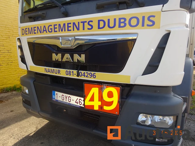 1 man vrachtwagen immat. 1gyg462, 1e inschrijving 02/06/2016, chassis 343950, 2 kentekenboekjes (thuis en voertuig), 1 identificatierapport. waarschuwing, voertuig niet getest vanwege batterijstoring, startte niet tijdens de expertise. een bezoek aan dit voertuig is aan te bevelen. - afbeelding 9 van  31