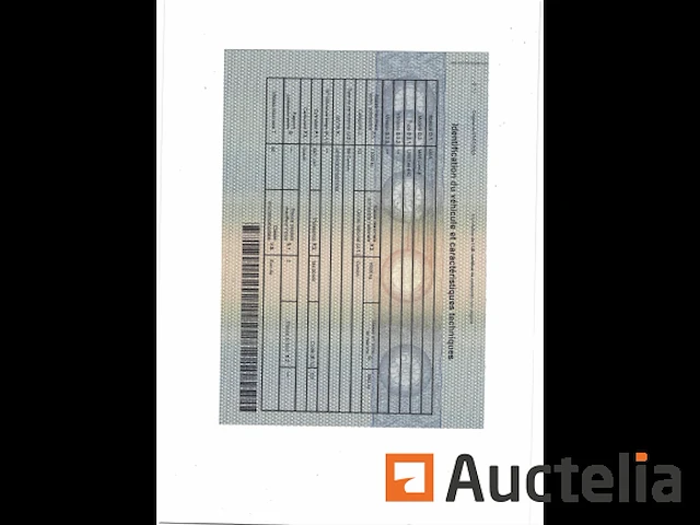 1 man vrachtwagen immat. 1gyg462, 1e inschrijving 02/06/2016, chassis 343950, 2 kentekenboekjes (thuis en voertuig), 1 identificatierapport. waarschuwing, voertuig niet getest vanwege batterijstoring, startte niet tijdens de expertise. een bezoek aan dit voertuig is aan te bevelen. - afbeelding 19 van  31