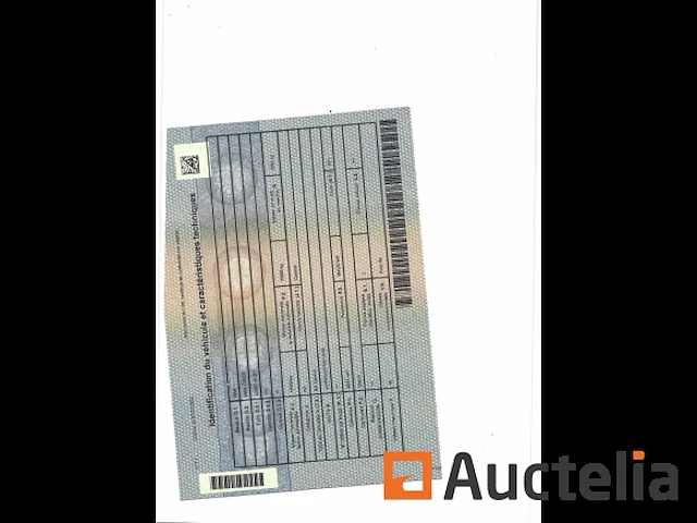 1 man vrachtwagen immat. 1gyg462, 1e inschrijving 02/06/2016, chassis 343950, 2 kentekenboekjes (thuis en voertuig), 1 identificatierapport. waarschuwing, voertuig niet getest vanwege batterijstoring, startte niet tijdens de expertise. een bezoek aan dit voertuig is aan te bevelen. - afbeelding 20 van  31