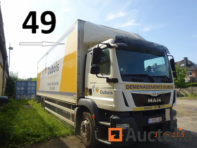 1 man vrachtwagen immat. 1gyg462, 1e inschrijving 02/06/2016, chassis 343950, 2 kentekenboekjes (thuis en voertuig), 1 identificatierapport. waarschuwing, voertuig niet getest vanwege batterijstoring, startte niet tijdens de expertise. een bezoek aan dit voertuig is aan te bevelen. - afbeelding 29 van  31