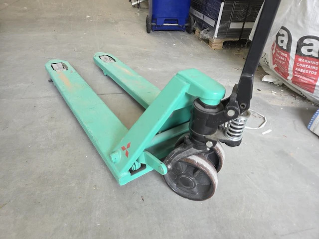 1 manuele transpallet mitsubishi me25mptp - afbeelding 3 van  4