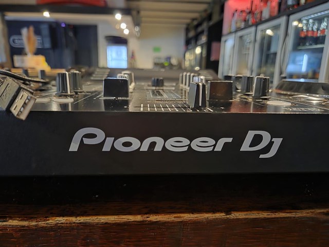 1 mengtafel pioneer dj system xdj-rx - afbeelding 2 van  7
