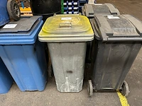 1 metalen afvalcontainer - afbeelding 1 van  3