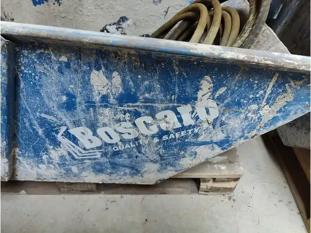 1 metalen kraanbak/container boscaro - afbeelding 2 van  3