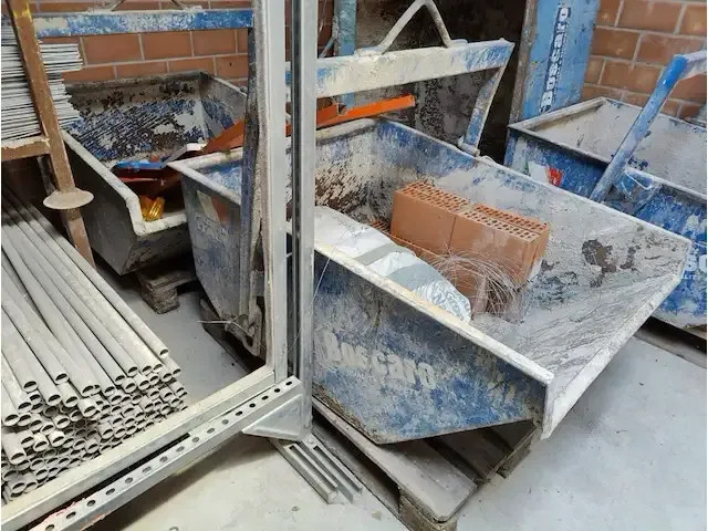 1 metalen kraanbak/container boscaro - afbeelding 1 van  1