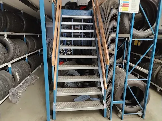 1 metalen magazijn/bandenstelling - afbeelding 8 van  29