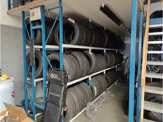 1 metalen magazijn/bandenstelling - afbeelding 27 van  29