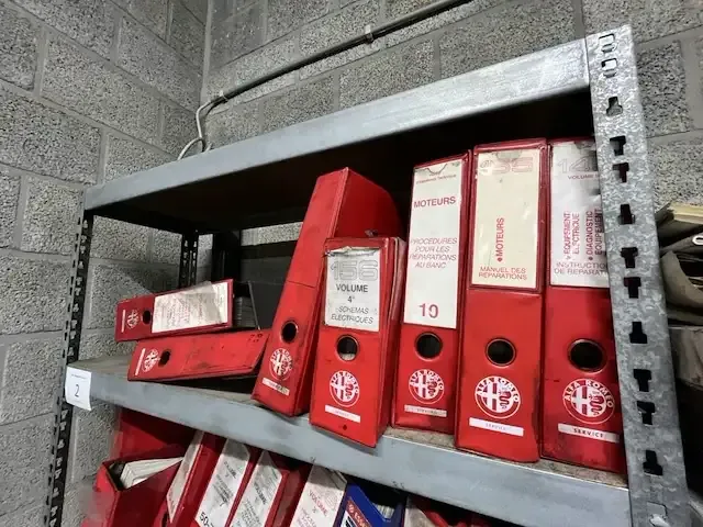 1 metalen rek met inhoud - afbeelding 3 van  5