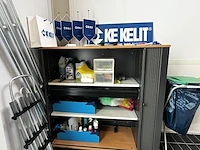 1 metalen rolluikkast met inhoud - afbeelding 1 van  6