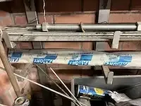1 metalen wandrek inh div betonijzer en lasbagetten - afbeelding 2 van  6