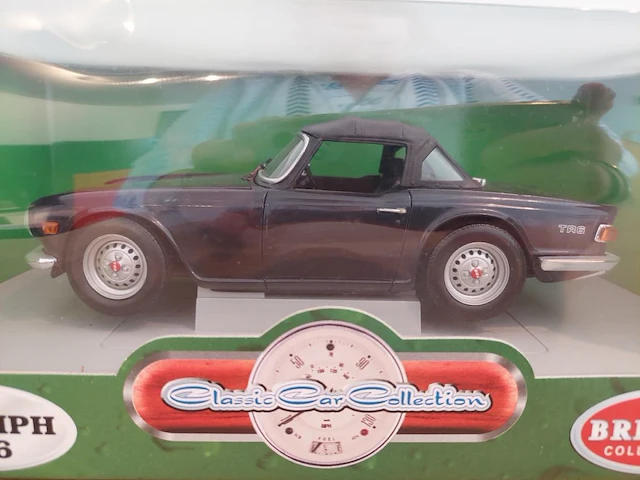 1 modelwagen britains collectibles triumph tr6 - afbeelding 2 van  5