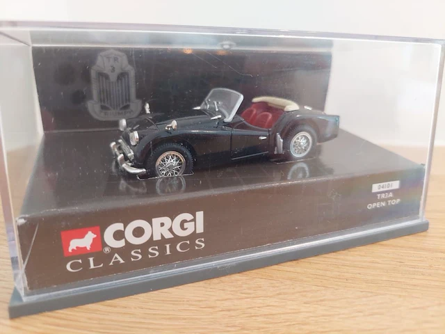 1 modelwagen corgi classics triumph tr3a open top - afbeelding 2 van  5