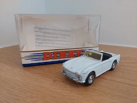 1 modelwagen dinky toys triumph tr4a irs, 1965 - afbeelding 1 van  7