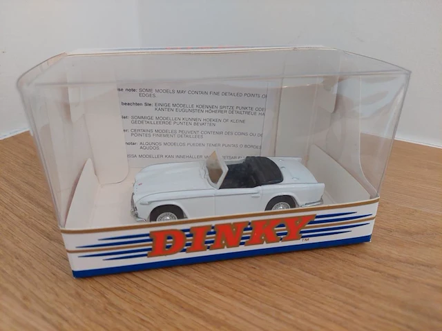 1 modelwagen dinky toys triumph tr4a irs, 1965 - afbeelding 5 van  7