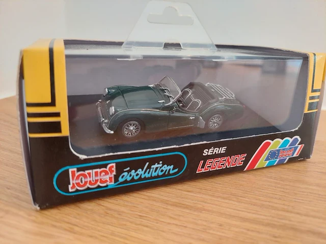 1 modelwagen jouef triumph tr3a - afbeelding 2 van  5