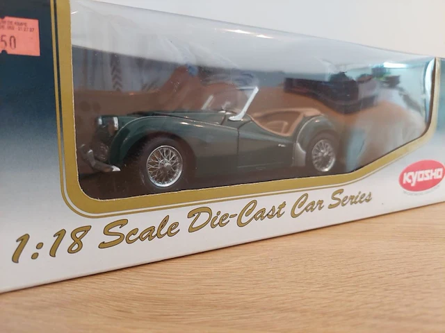 1 modelwagen kyosho triumph - afbeelding 4 van  4