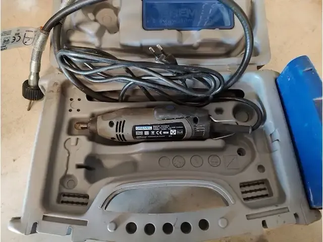 1 multitool dremel 300 - afbeelding 4 van  5