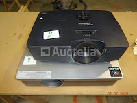 1 optoma dlp-projector, 1 sony cx 120-projector - afbeelding 1 van  2