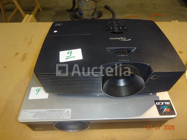 1 optoma dlp-projector, 1 sony cx 120-projector - afbeelding 2 van  2