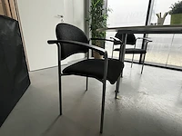 1 ovalen eettafel - afbeelding 4 van  6