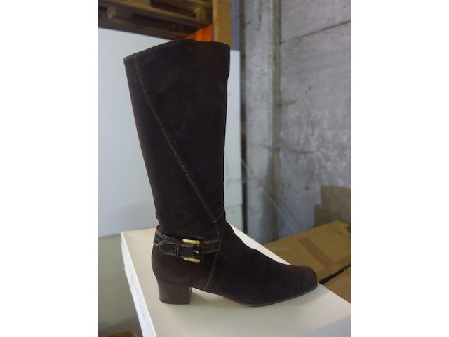 1 paar laarzen bruin/daim - maat 39 - afbeelding 1 van  2