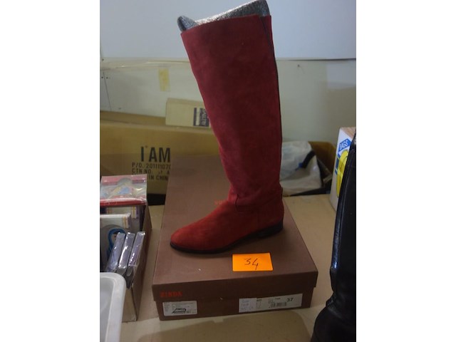 1 paar laarzen rood/daim - maat 37 - afbeelding 1 van  2